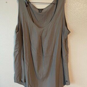 Women's Gray Eddie Bauer Blouse Gently worn Size Large